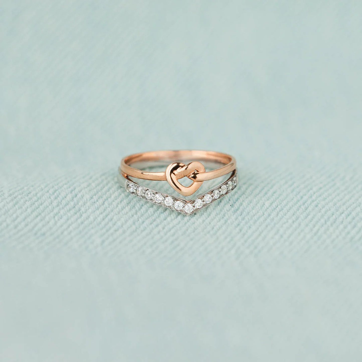 Knotted Heart Shape Inlaid Zircon Ring