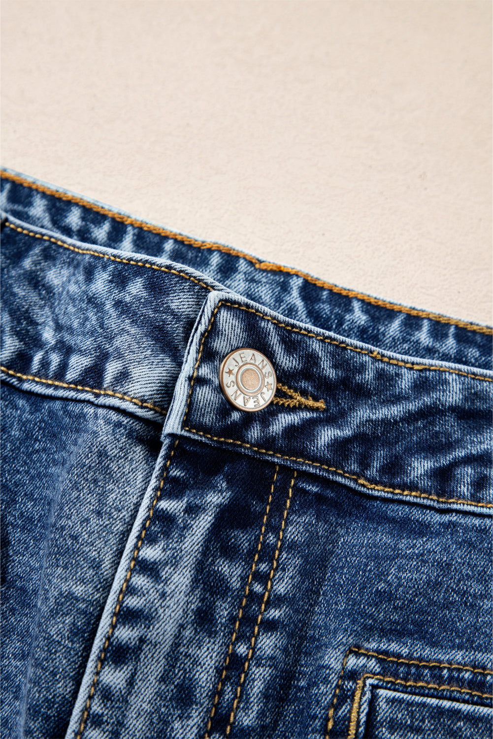 Patch Pocket Straight Leg Loose Jeans